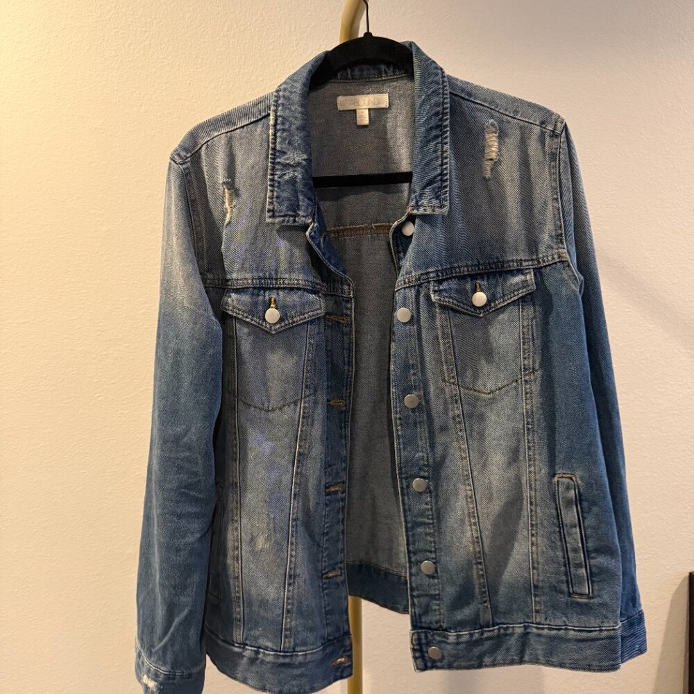 Abound / Nordstrom Jean Jacket Women's Light Blue Distressed Oversized - Size M